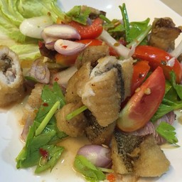 ยำปลาสลิด