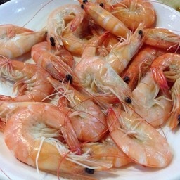 กุ้งเป็นลวก