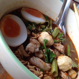 น้ำทิพย์ ก๋วยเตี๋ยวต้มยำไข่