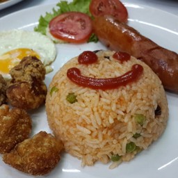 ข้าวผัดอเมริกัน (59 บาท)