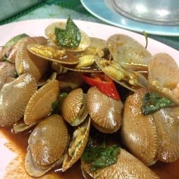 หอยลายผัดน้ำพริกเผา