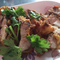 หมูกรอบ-อร่อยมาก