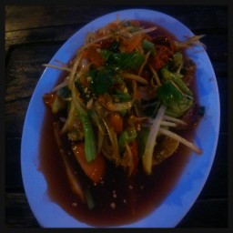 ส้มตำหอยดอง