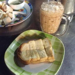 ขนมปังปิ้งเนย อันนี้ไม่ผ่าน ไม่แนะนำครับ