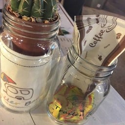 Trailer Bar milk and beverage