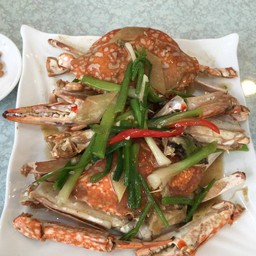 ปูผัดขิง