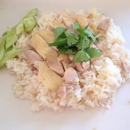 ใบเตยข้าวมันไก่ ก๋วยเตี๋ยวไก่ตุ๋น