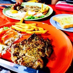 สเต็กลุงใหญ่ หัวรอ