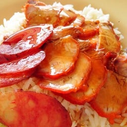 ข้าวหมูแดง