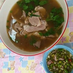 สตูหมูพร้อมน้ำจิ้มรสเด็ด