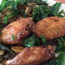 ไก่ทอดสมุนไพร  