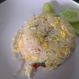 ข้าวผัดปลาทูสมุนไพร