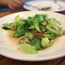 ผัดแขนงปลาเค็ม