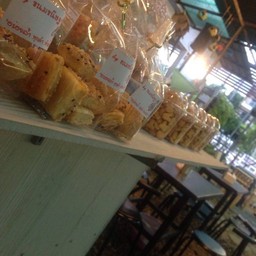 ขนมของฝากทานกับกาแฟตอนเช้า