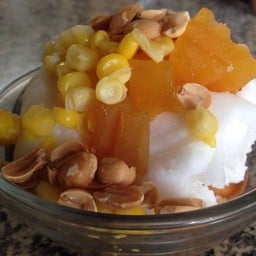 ไอติมกะทิสด+ขนมไข่+มัน+ข้าวโพด