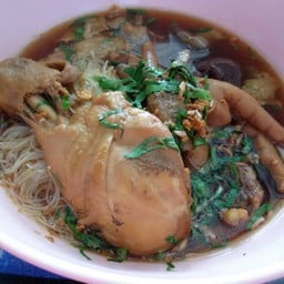 ก๋วยเตี๋ยวไก่มะระ