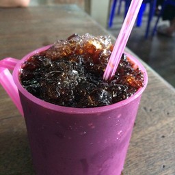 บ้านไพโรจน์ ผัดไทห่อไข่