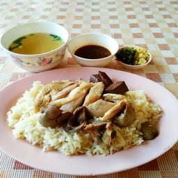 กฤษโอชา สันติธรรม