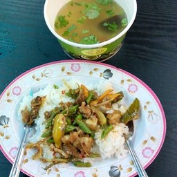 ข้าวราดแกง สนามหลวง 2