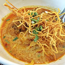 ข้าวซอยไก่ค่ะ