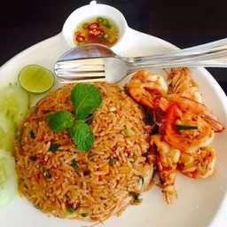 ข้าวผัดต้มยำกุ้ง
