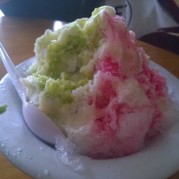 ร้านเหลือง น้ำแข็งใส