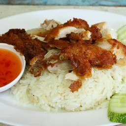 อาซันข้าวมันไก่ ซุปแซ่บ  เชียงใหม่