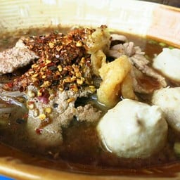 ก๋วยเตี๋ยวเรือหมูตุ๋น โกฮับ