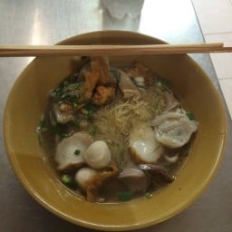 บะหมี่น้ำ