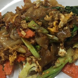 ผัดขี้เมาเส้นจิ๊กโก๋