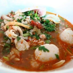 ป้าแบ๊ค อาหารป่า ก๋วยเตี๋ยว