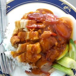 ข้าวหมูแดงหมูกรอบพิเศษ 60.-