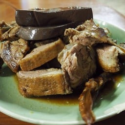 ไก่ย่าง-เป็ดพะโล้ เจ๊นางเจ้าเก่า