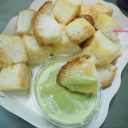 ปังปิ้งสังขยาใบเตยแสนอร่อย