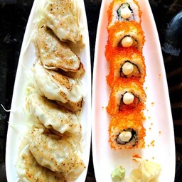 เกี๊ยวซ่า,แคลิฟอร์เนียมากิ