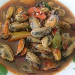 ผัดเผ็ดหอย