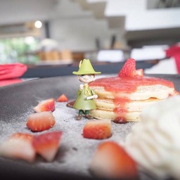 Field of Strawberry - Pancake