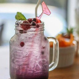 Blueberry Soda หวานหอมชื่นใจ