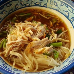 ก๋วยเตี๋ยวไก่สูตรโบราณ