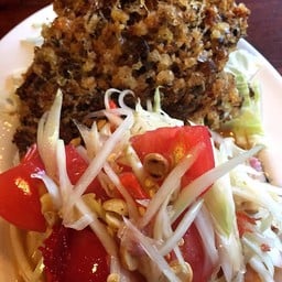 ครัวอีสาน  ลำลูกกา