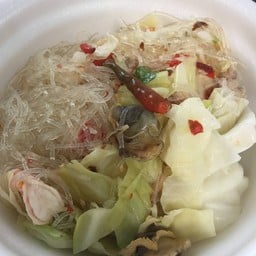 ยำเจ๊ป้อม