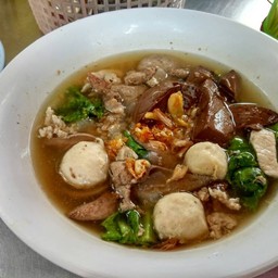 เกาเหลาเลือดหมู ทองหล่อ
