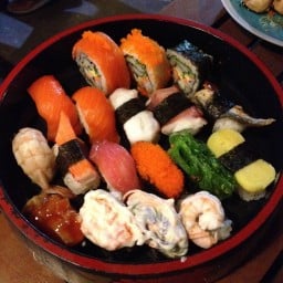 ซูชิรวม