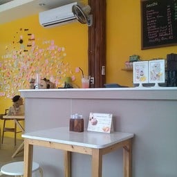 มีโซนให้แปะโพสอิทด้วย :)