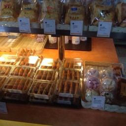 S&P Restaurant & Bakery ปตท. ลำพญา