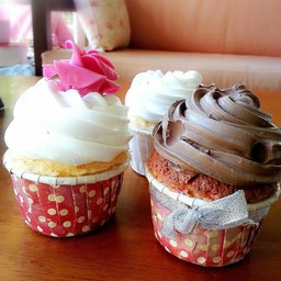 คัพเค้ก น่ารักๆ 🍰 (ของปลอมค่ะคุณ) (^^ ,)