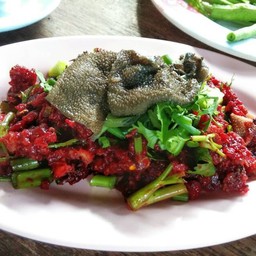 ลาบเนื้อดิบ