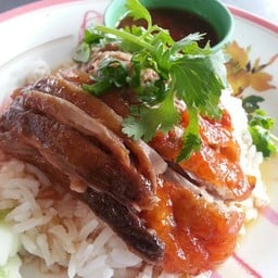 ข้าวหน้าเป็ดย่าง + เป็ดพะโล้