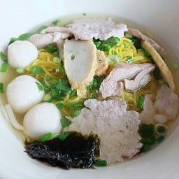 บ้านก๋วยเตี๋ยว