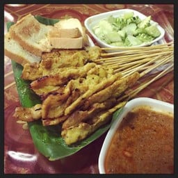 หมูสะเต๊ะ